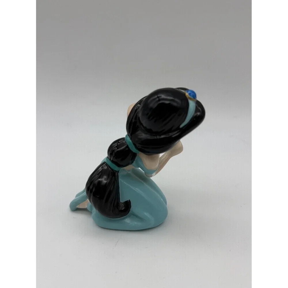 Walt Disney Company Jasmine and Rajah Porcelain Figurines Hand-Painted Malaysia